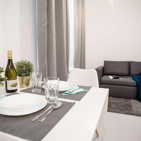 Cute, New And Modern In The Center בודפשט